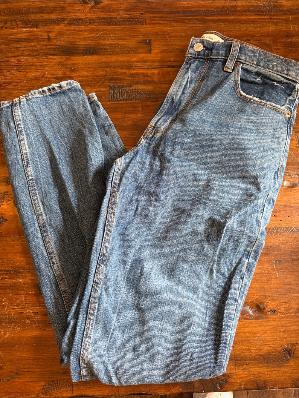 Abercrombie & Fitch Women's Straight Light Blue Denim Jeans
